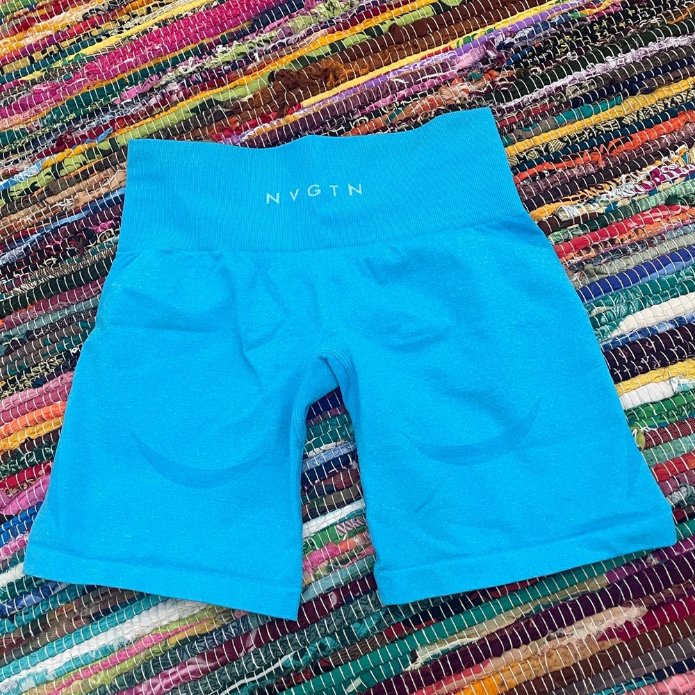NVGTN contour shorts